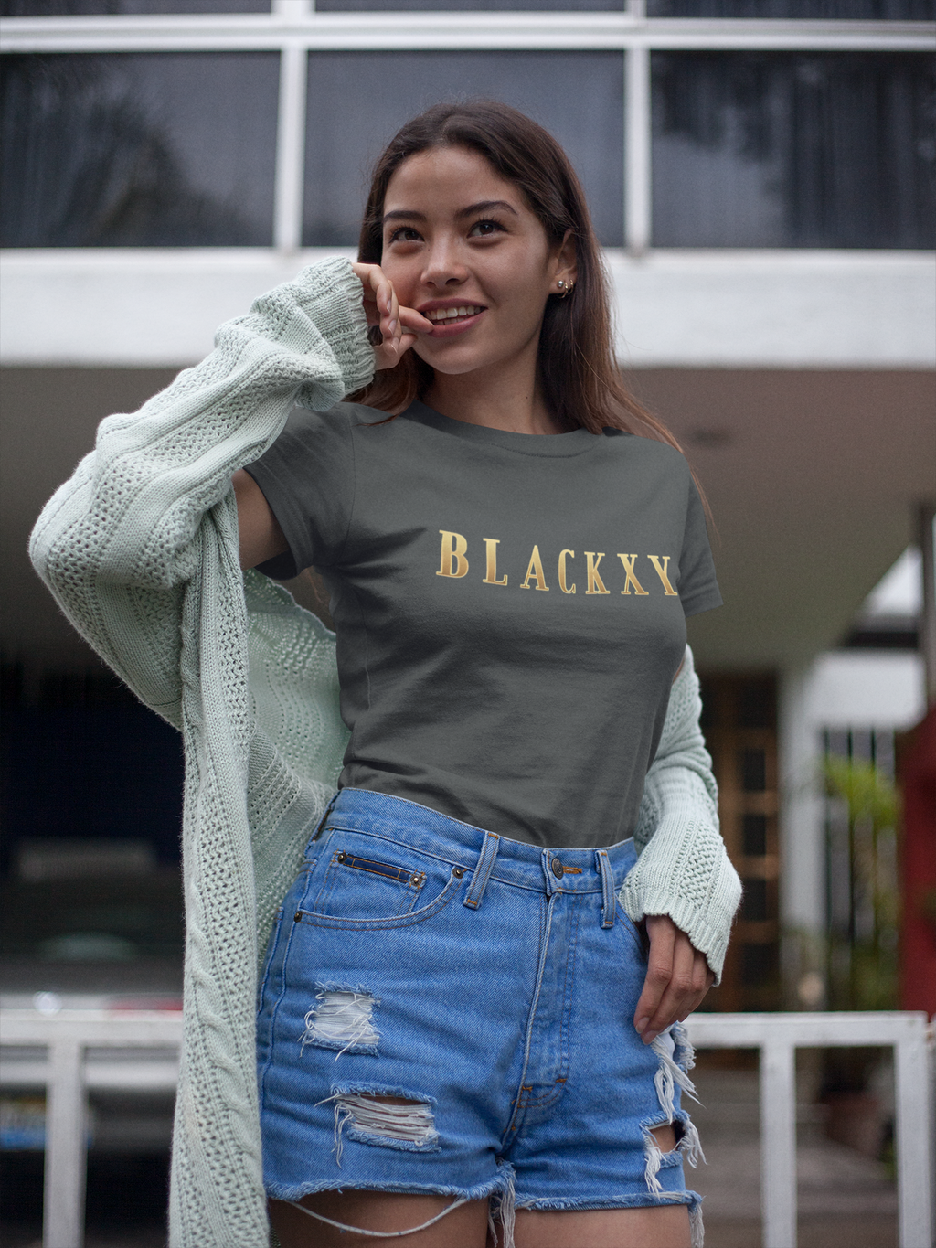 Chic Women Blackxy T-Shirt